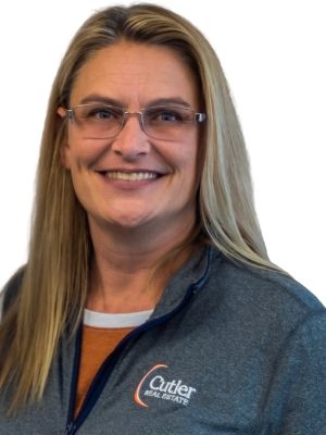 Suzi Stepanovich, Cuter Real Estate